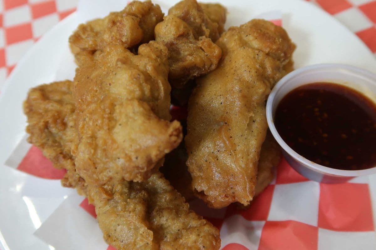 Fried Chicken with Sweet and Spicy Sauce
