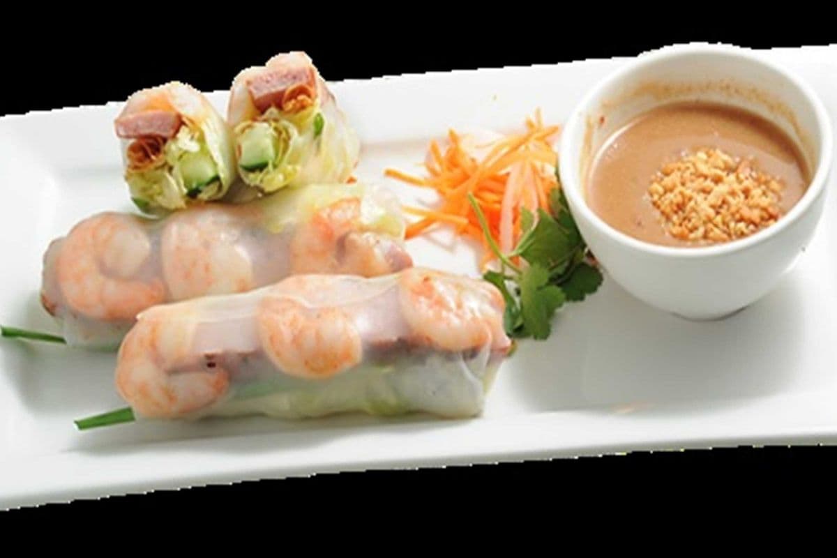 2. Fresh Salad Rolls - Goi Cuon (2 pcs)