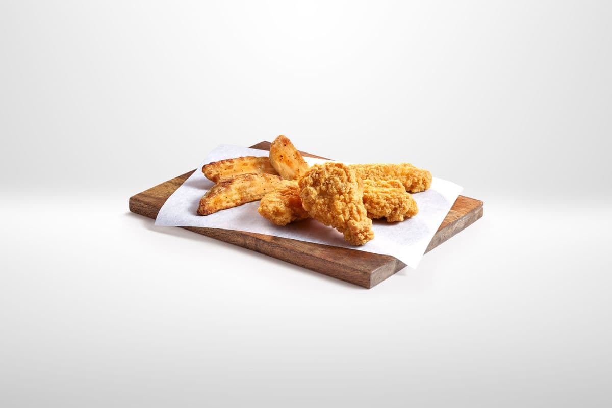 4 Wings & 3 Wedges + 1 FREE Dip