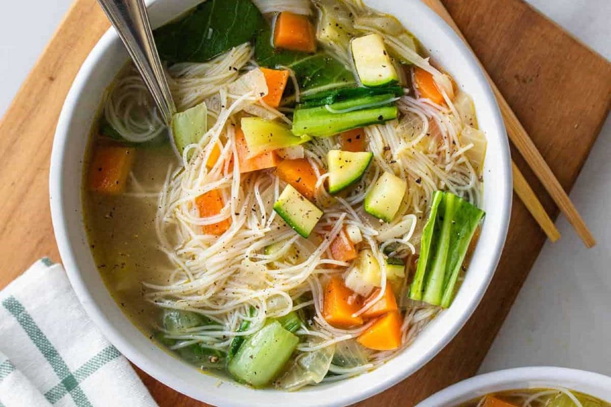 Vegetable Noodle Soup 蔬菜汤面