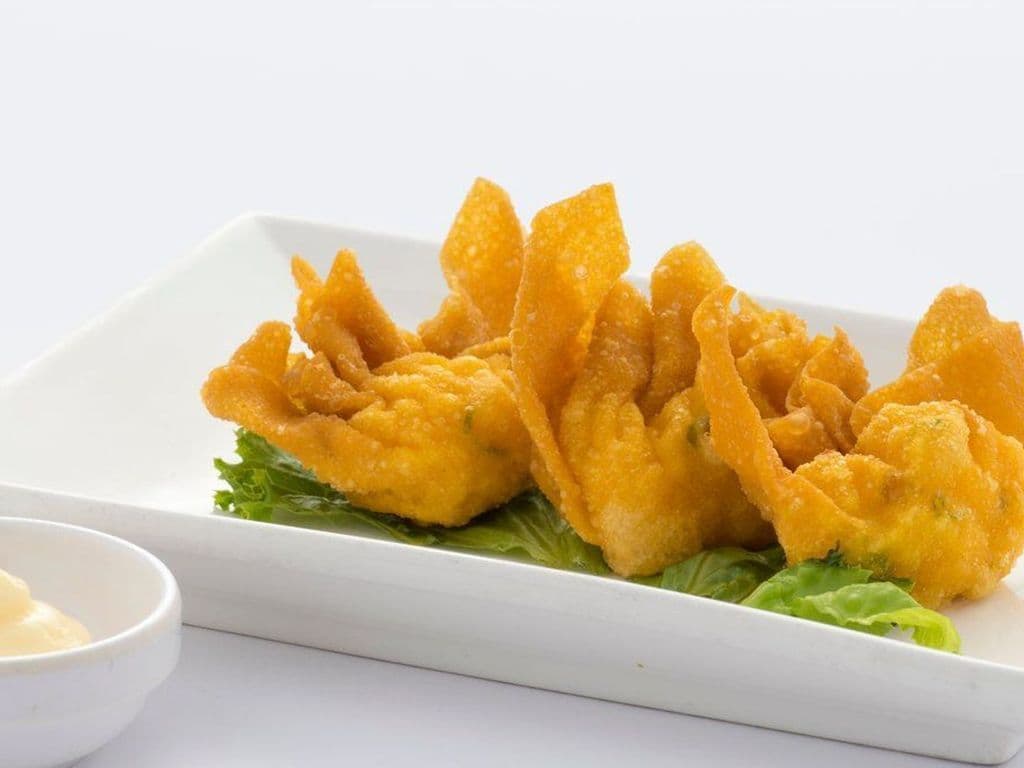 D13. Deep-Fried Shrimp Dumplings (4 Pcs)