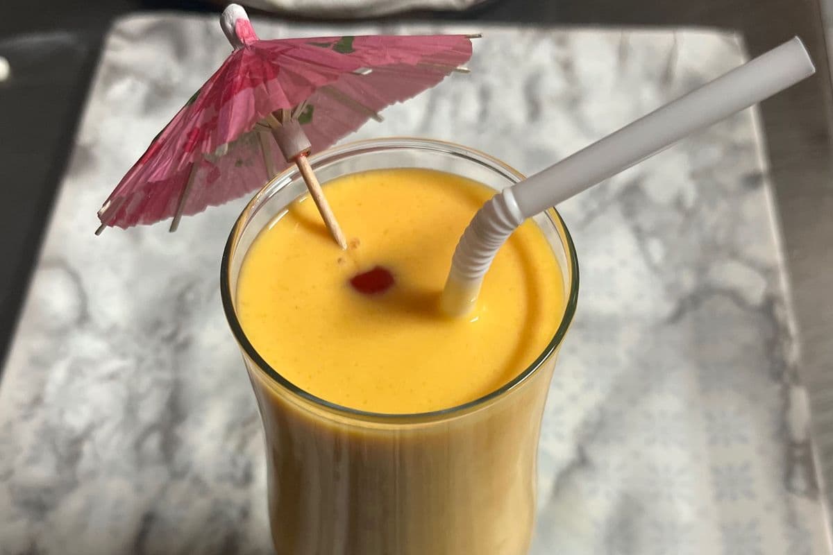 Mango lassi