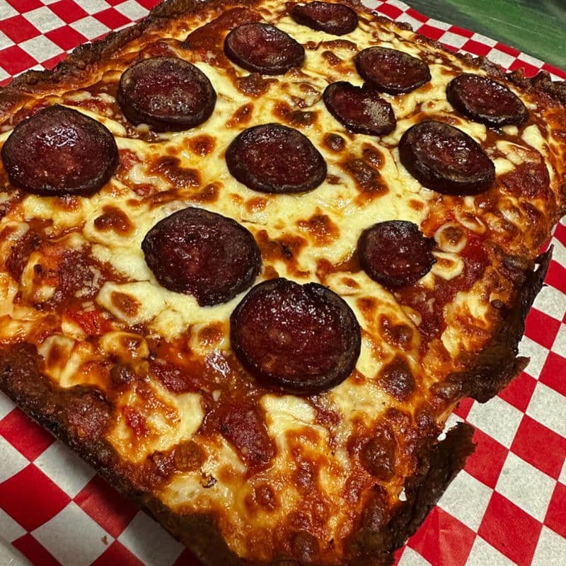 Gluten Free Deep Dish Pepperoni / Gluten Free Deep Dish Pepperoni