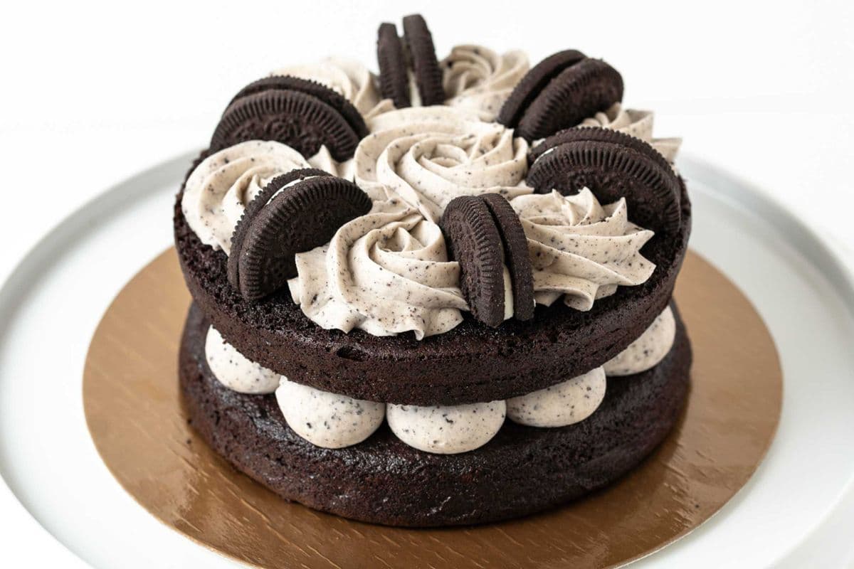 Gâteau biscuit et crème / Cookie and Cream Cake