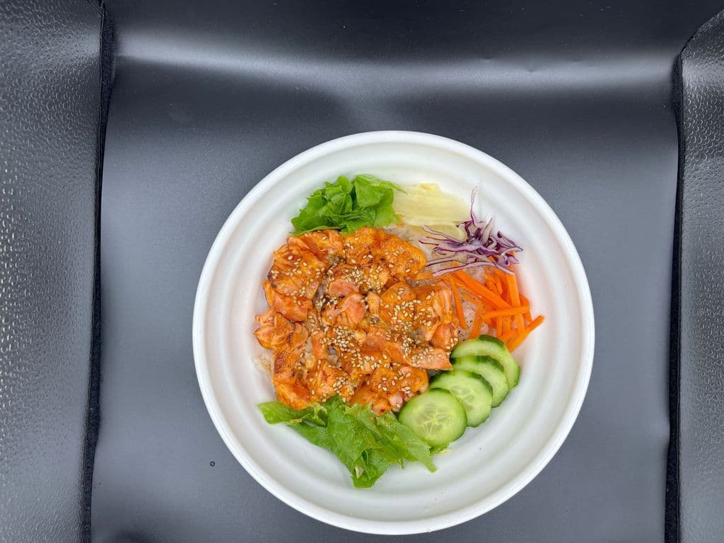 Seared Spicy Salmon Bowl