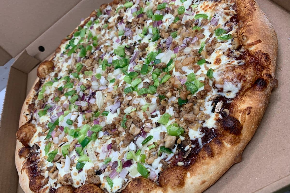 12" Medium BBQ Chicken Pizza