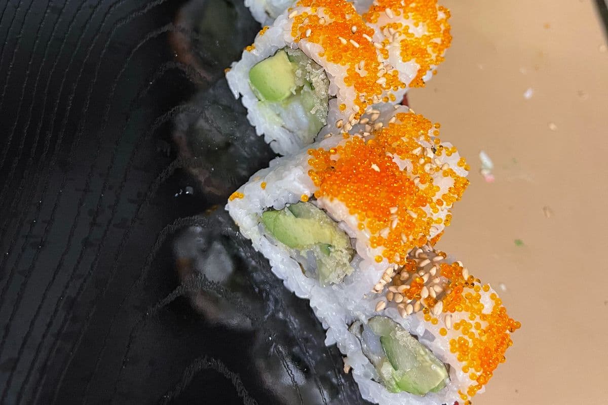 S17. Dynamite Roll (8 pcs)