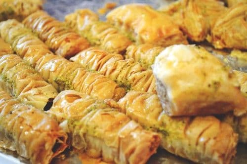 Baklava (4 Pieces)