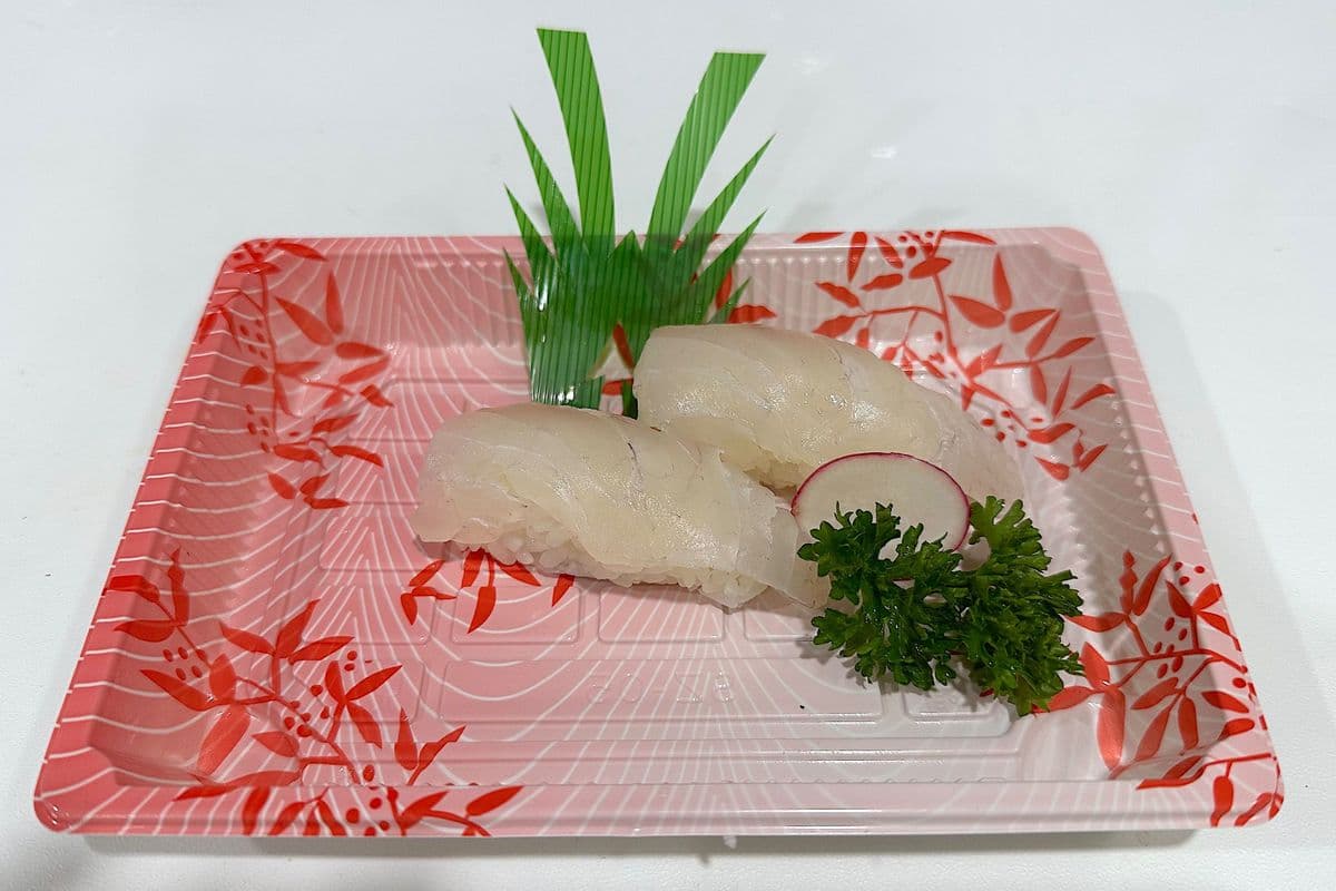 Madai (Sea Bream) Sushi (2 pcs)