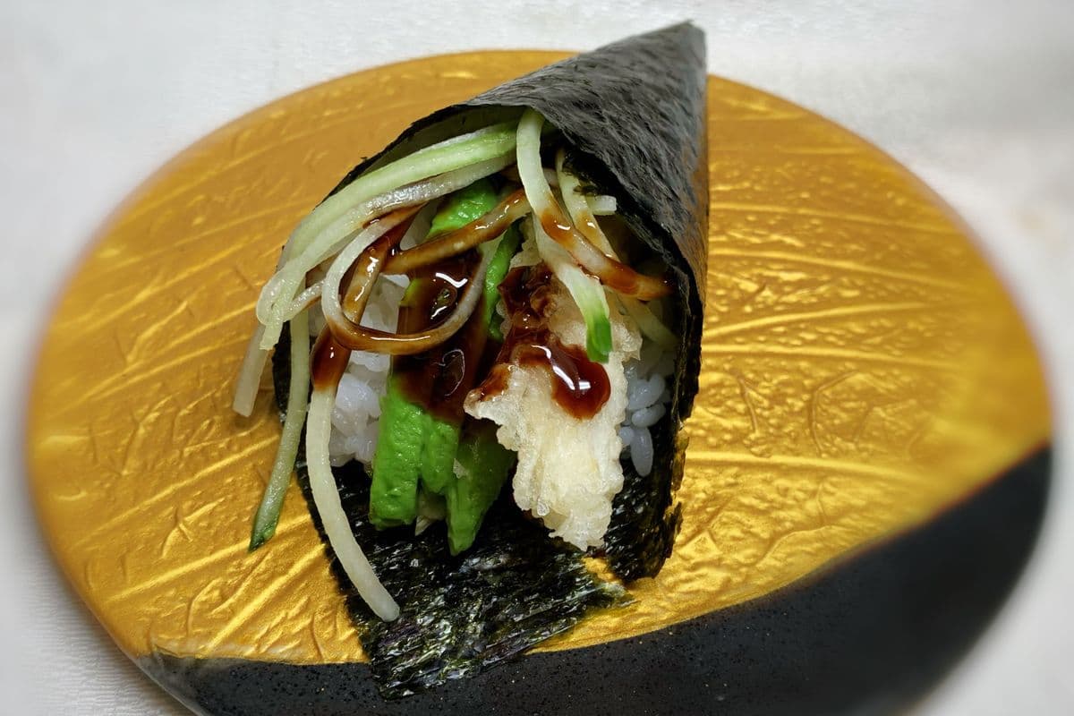60H. Shrimp Tempura Hand Roll (1pc)