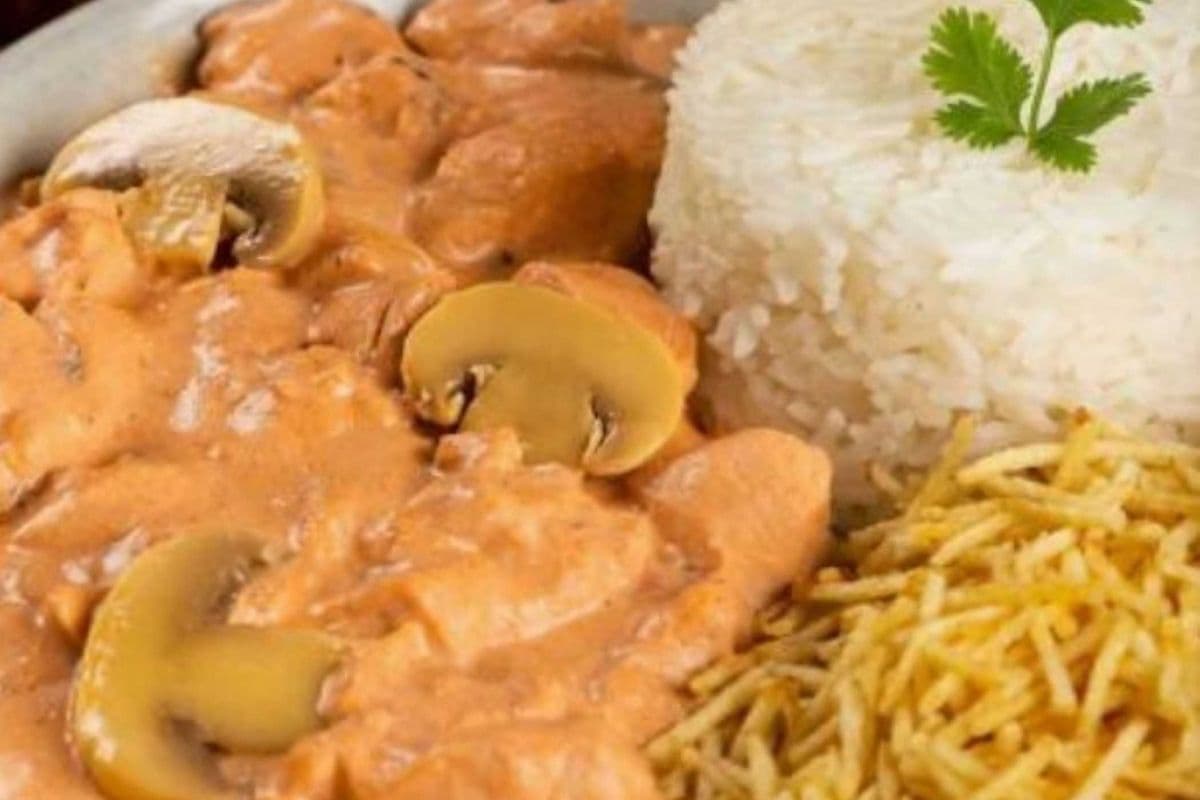 Strogonoff De Frango