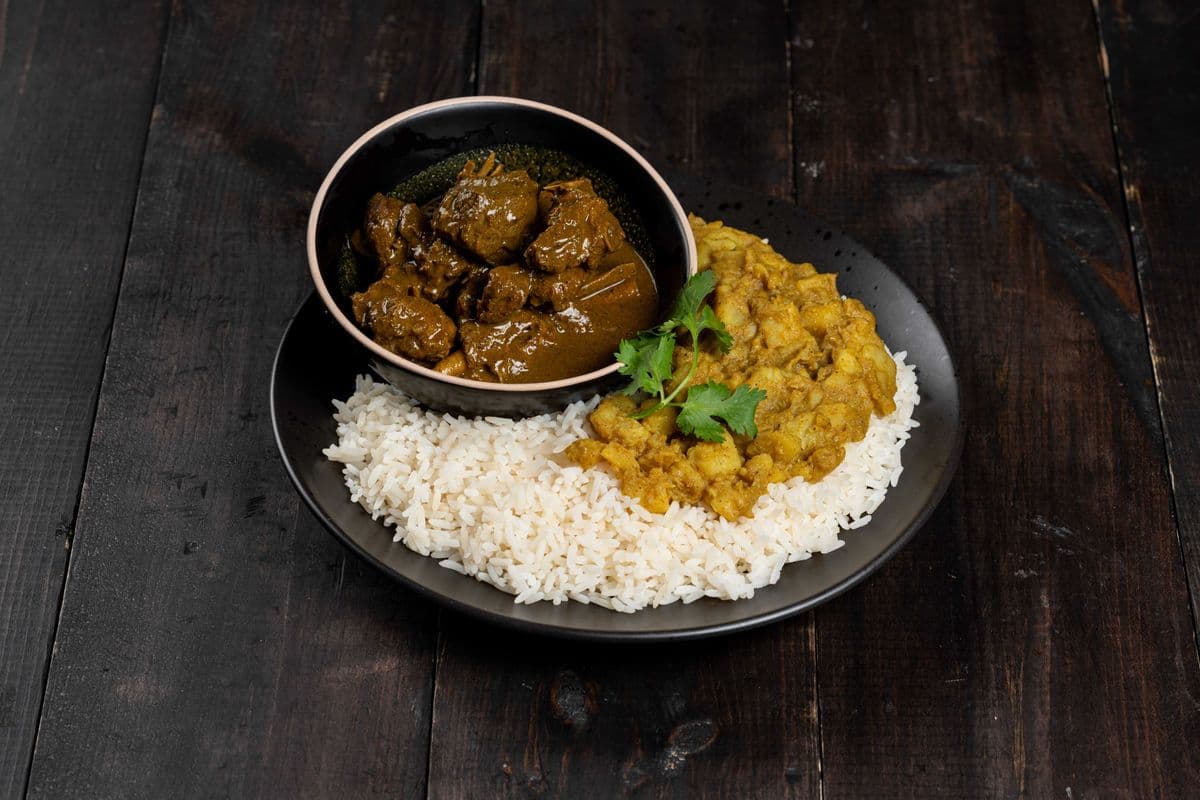 Rice - Curry Duck (Spicy w/ Bone)