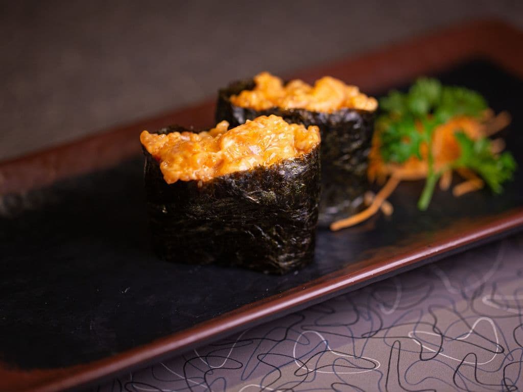 Spicy Tuna Sushi (2pcs)