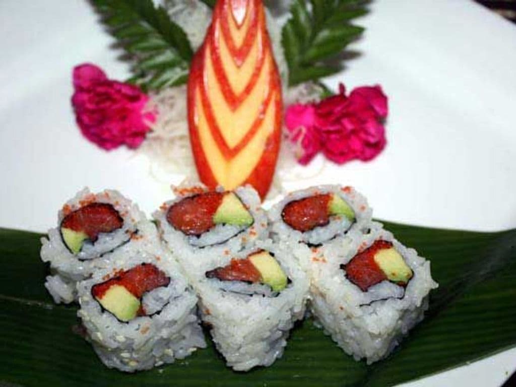 Atlantic Smoked Salmon Roll (6pcs)