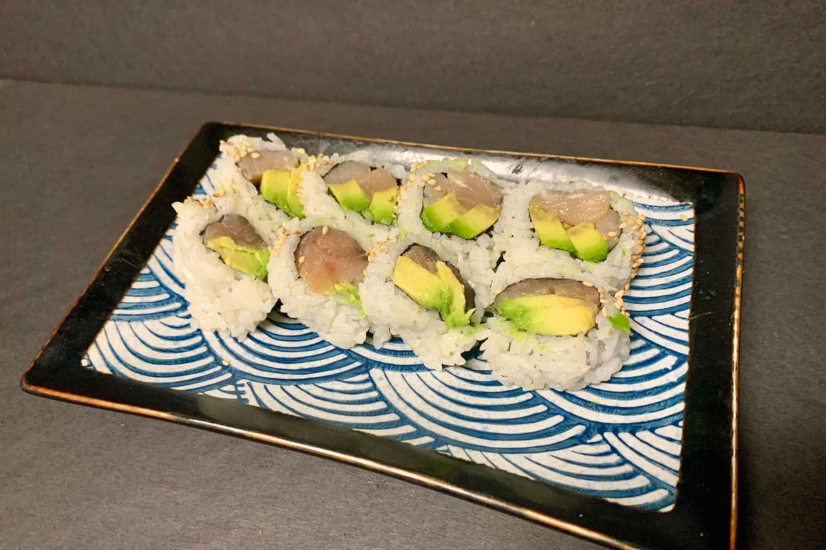 0160. Tuna Avocado Roll