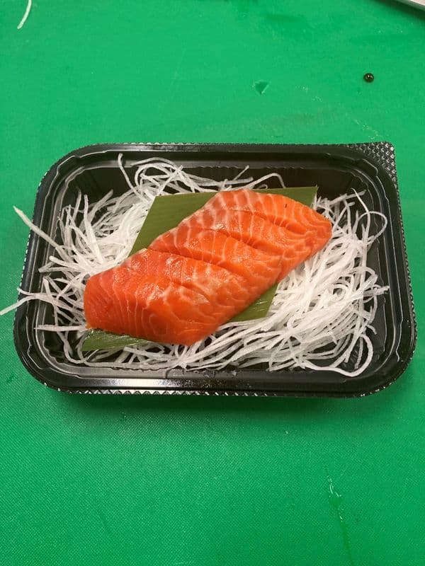 Sockeye Salmon Sashimi (5pcs)
