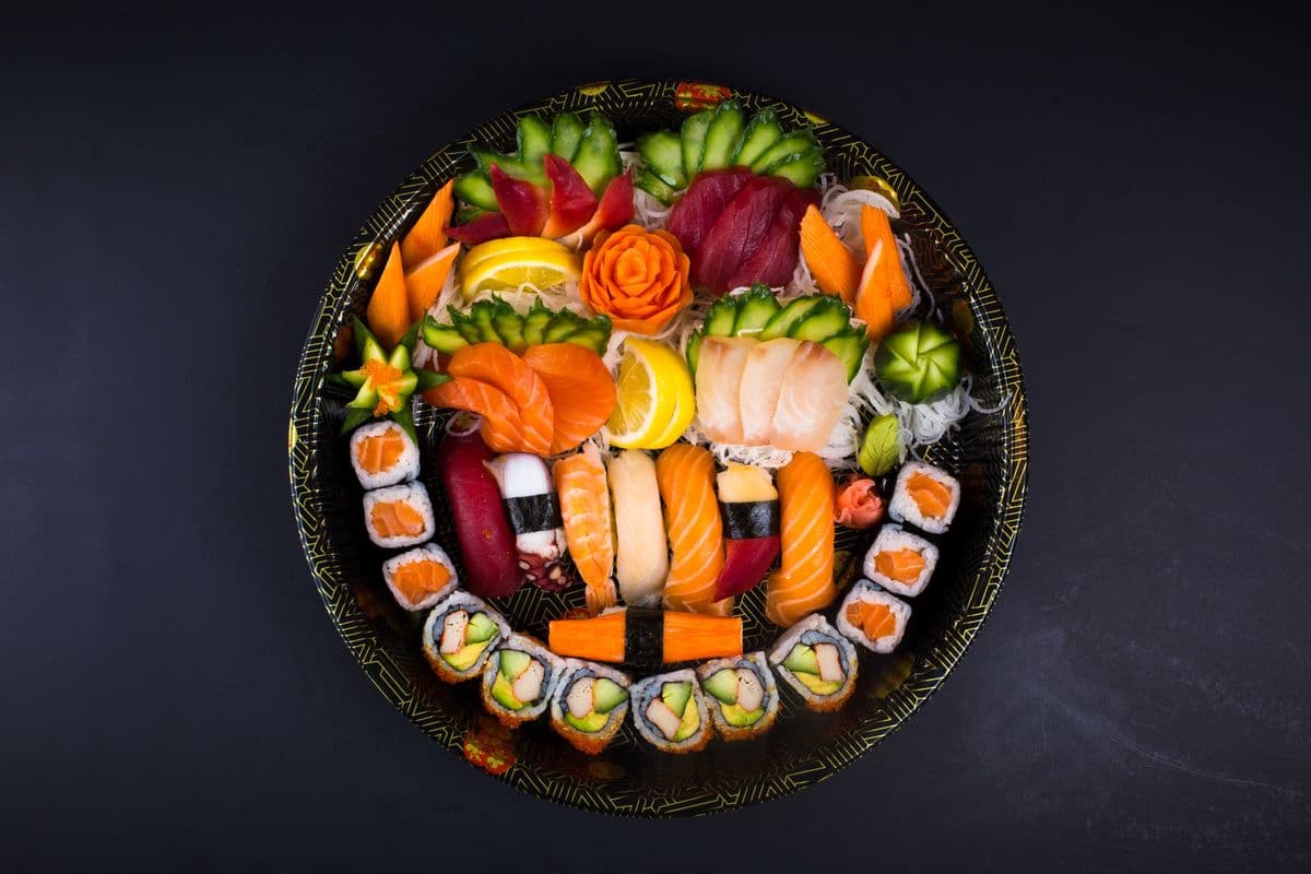 5A. Assorted Party Tray (34 pcs)