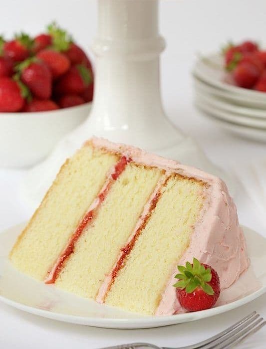 Vanilla Strawberry Cream Cake (V)
