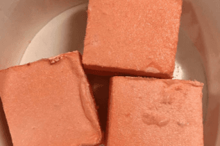 E9. Raspberry Crepe (3 pcs)