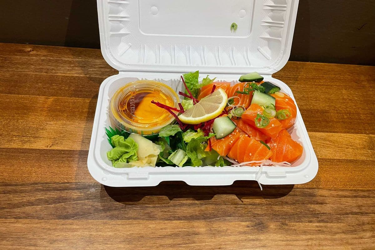Spicy Salmon Sashimi