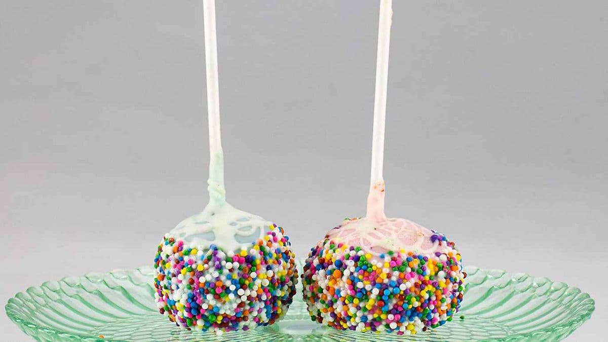 Birthday Cake Cake Pop
