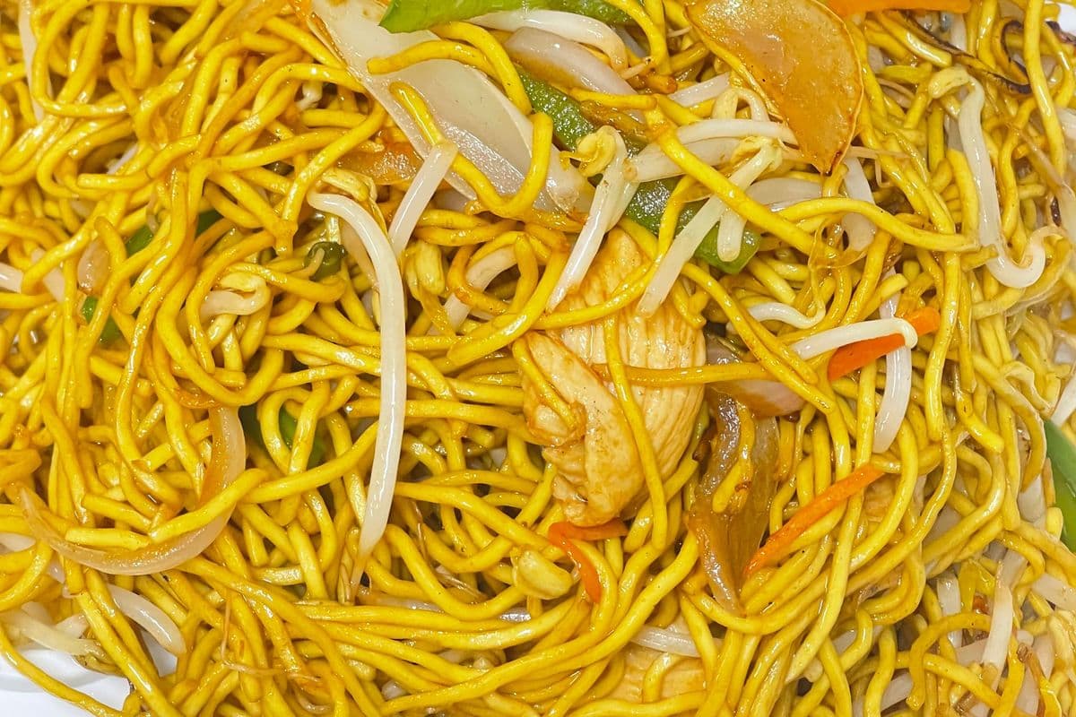 94. Chicken and Vegetables Chow Mein
