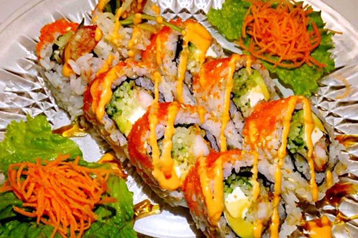 C4. Metropolis Roll (8 pcs)