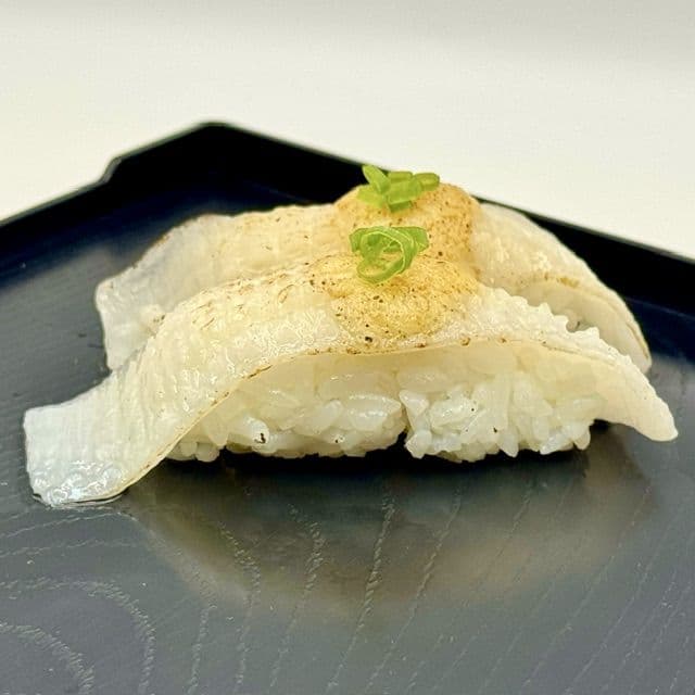 Aburi Flounder Fringe  (2 pcs) / 炙烧比目鱼（2 件）