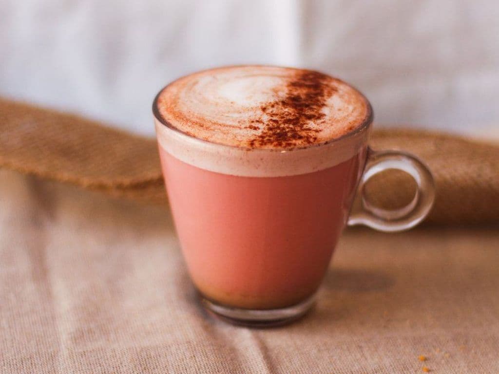 Latté à la betterave / Beetroot Latte