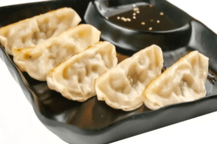 Gyoza (6 pcs)