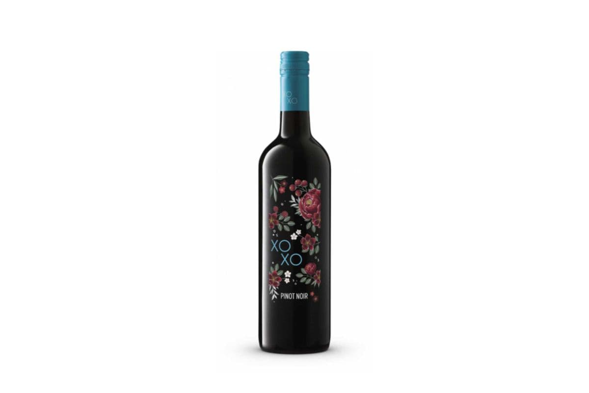 XOXO Pinot Noir 750ml (1 x 750ml)