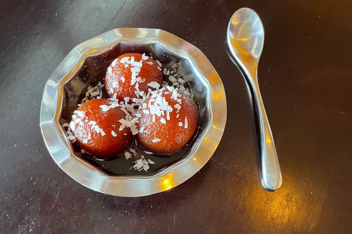 Gulab Jamun (3 pcs)