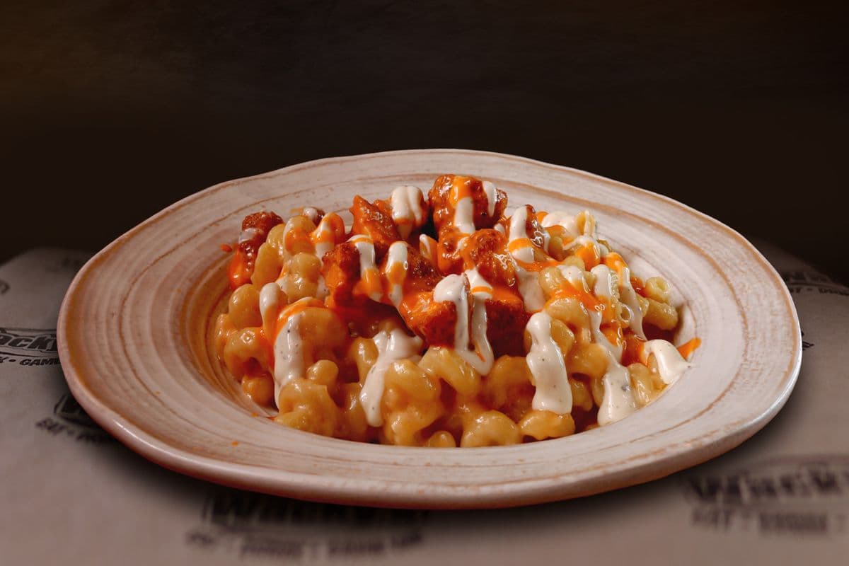 Buffalo Chicken Mac N Cheese