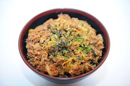D1. Donburi Gyuu Don  / 吉味家招牌牛肉饭