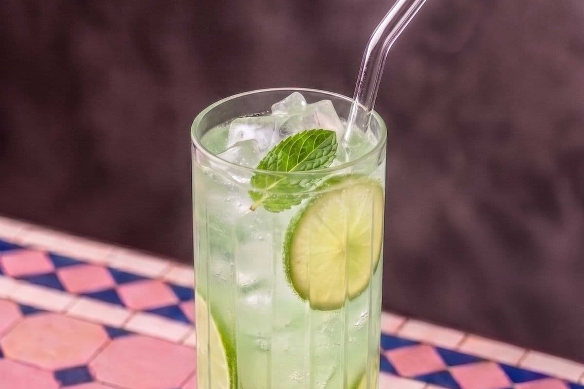 FRESH LIME SODA