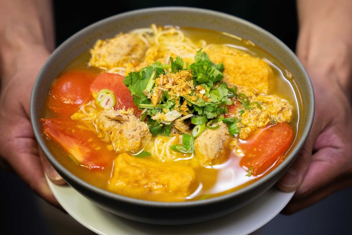 Mami's 'Real' Tomato Crab Noodles