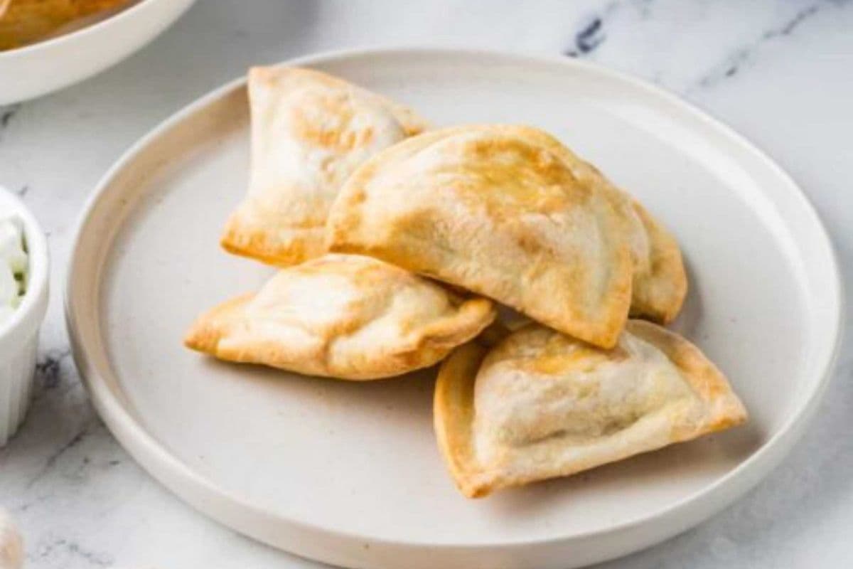 Puffed Perogies (12 pcs)