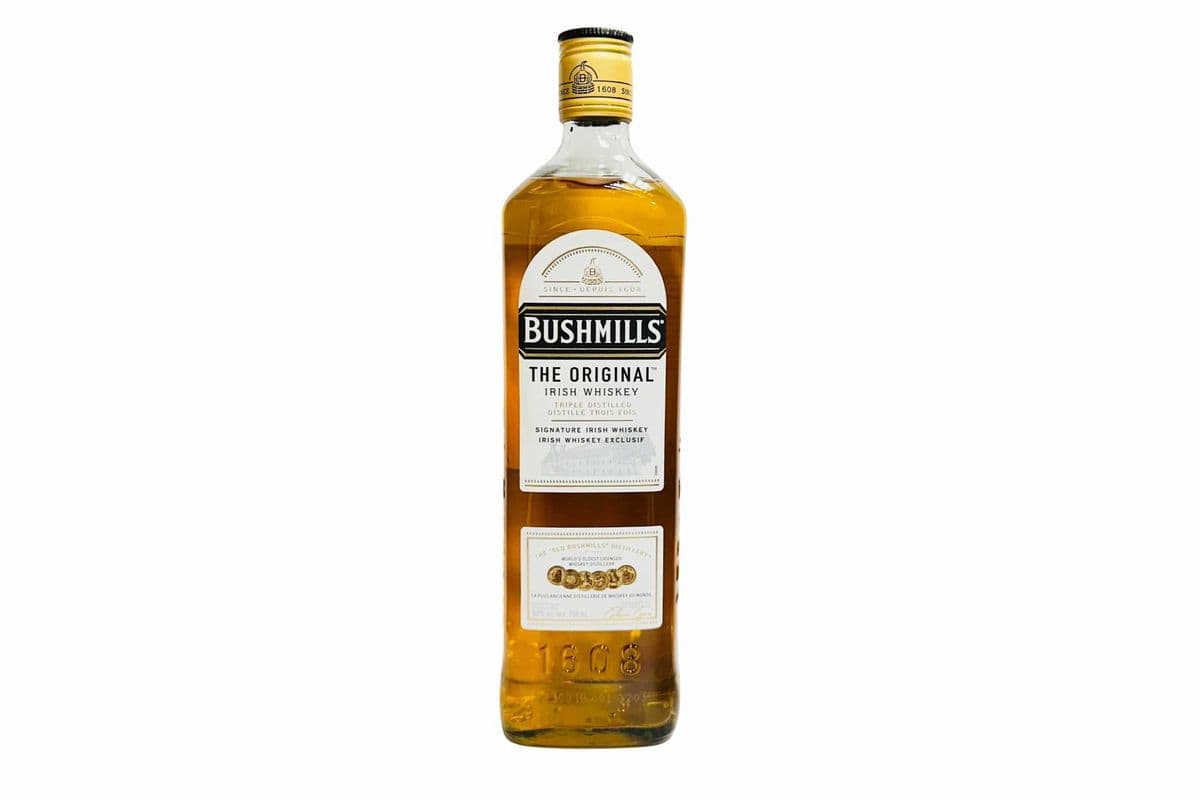 Bushmills The Original Triple Distilled Whiskey (1 x 750 ml)