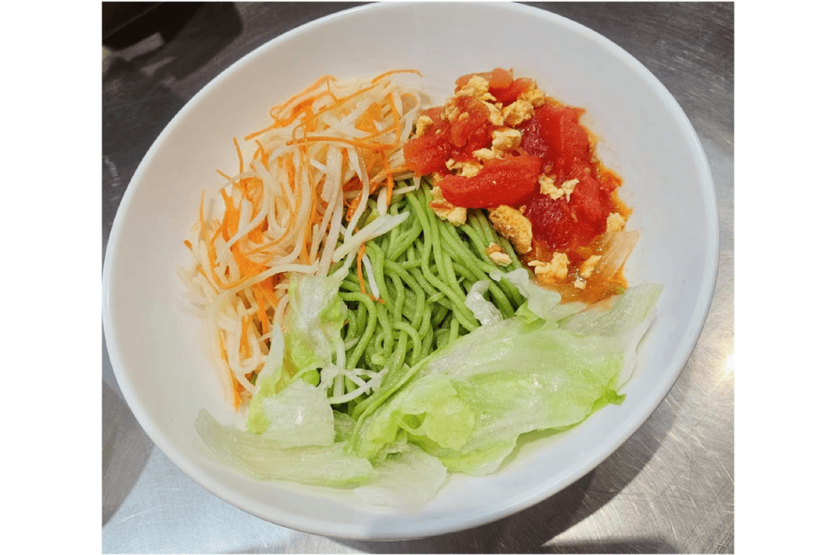 Special Cold Veggie Dried Noodles with Spinach 特色菠菜素干拌凉面