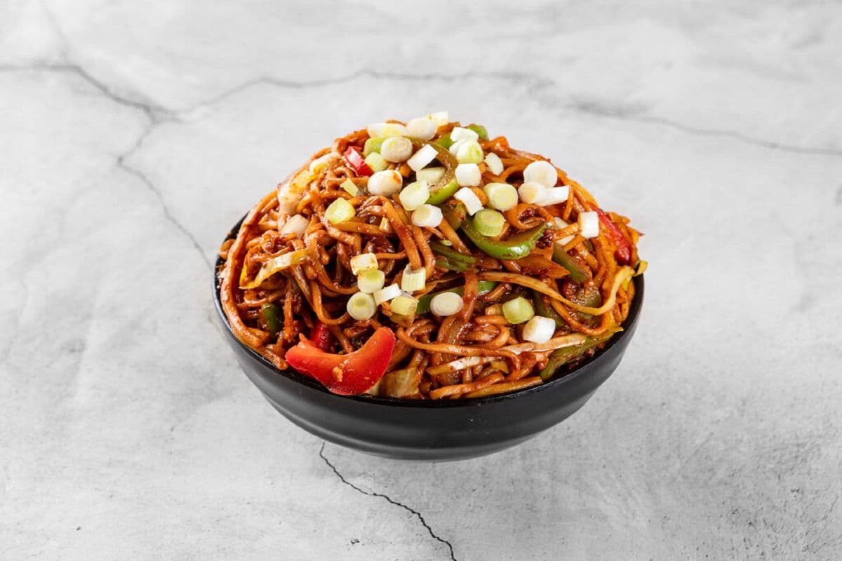 Chicken Hakka Noodles