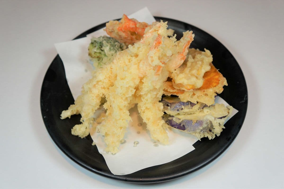 64. Tempura Platter (10 pcs)