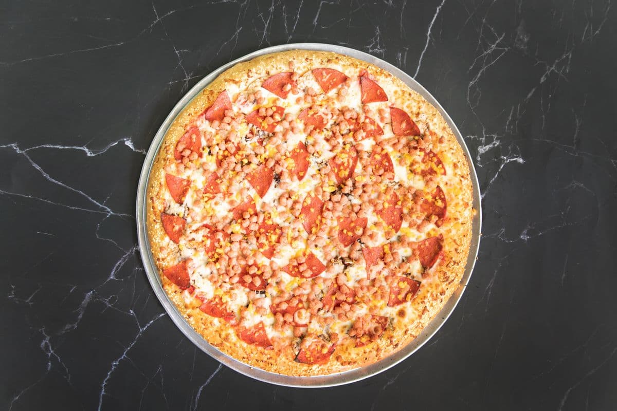 Large Canadian Pizza