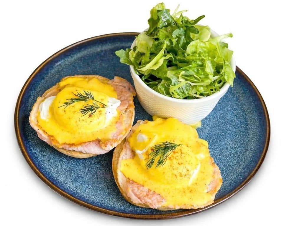 Eggs Benny