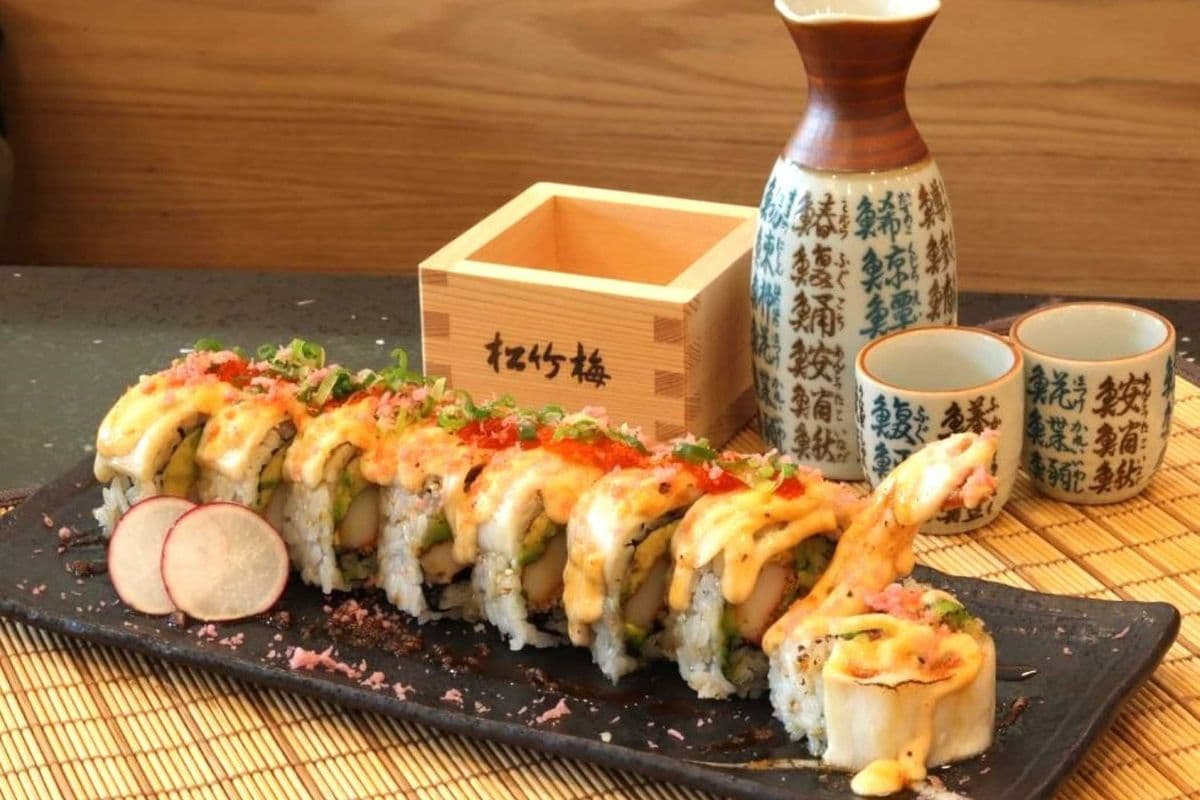 F11. Torch Snow Dragon Roll