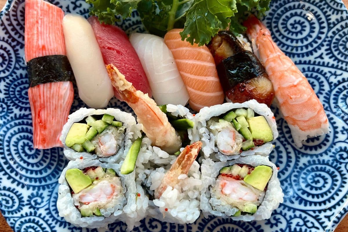 163. Sushi Summer Set (13 pcs)