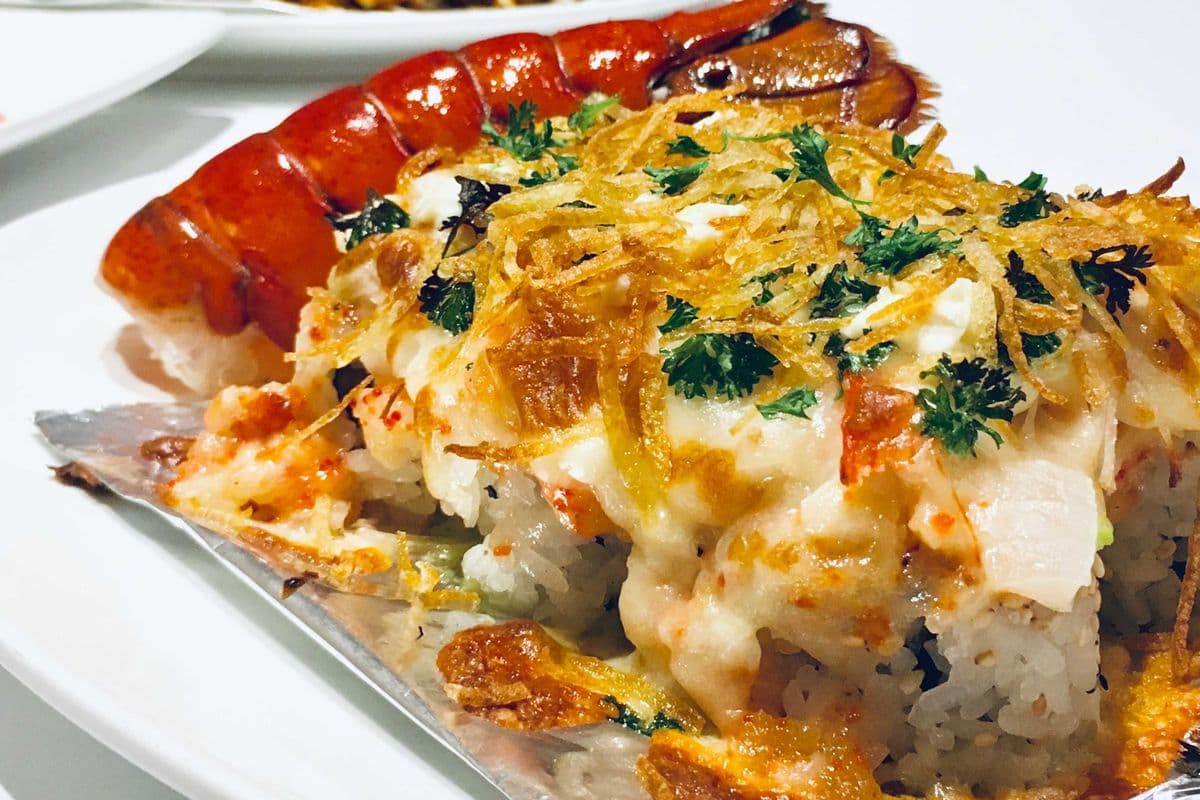 Baked Lobster Roll