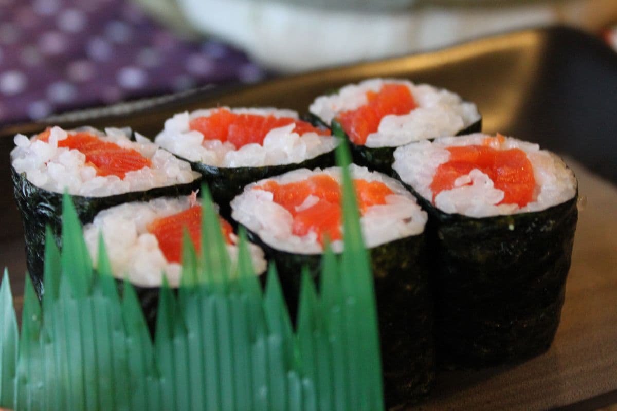 81. Salmon Maki