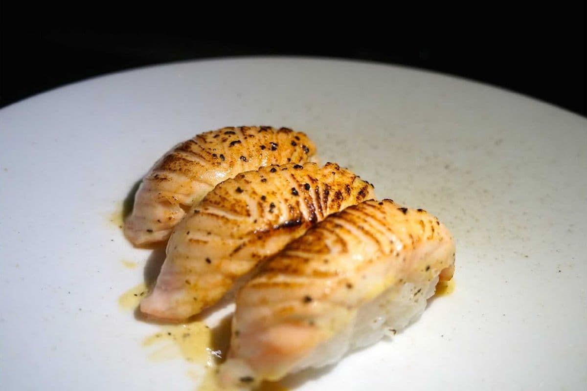 Salmon Aburi Nigiri