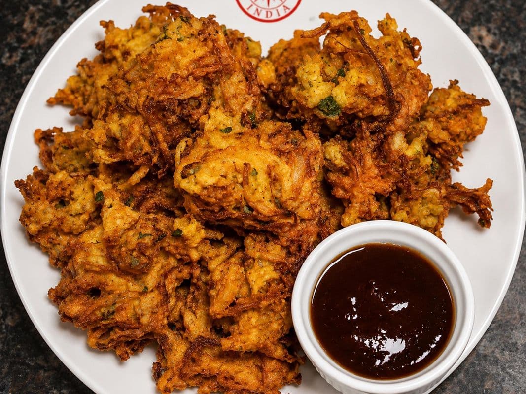 Onion Bhaji (8 pcs)