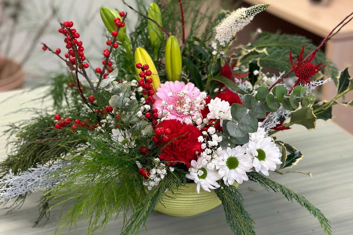 centerpiece dinner arrangement